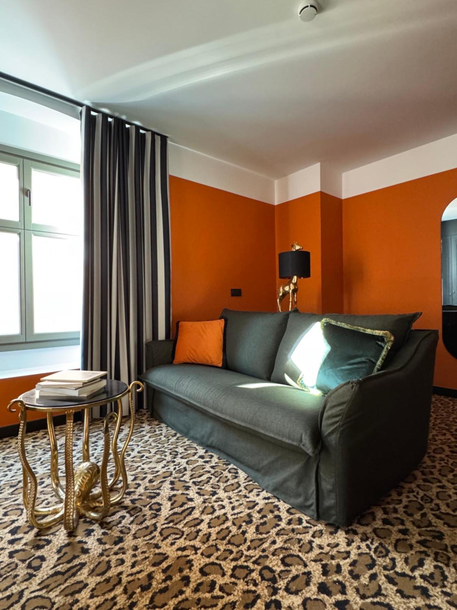 Hotel Divino & Apartments 菲格拉斯 外观 照片