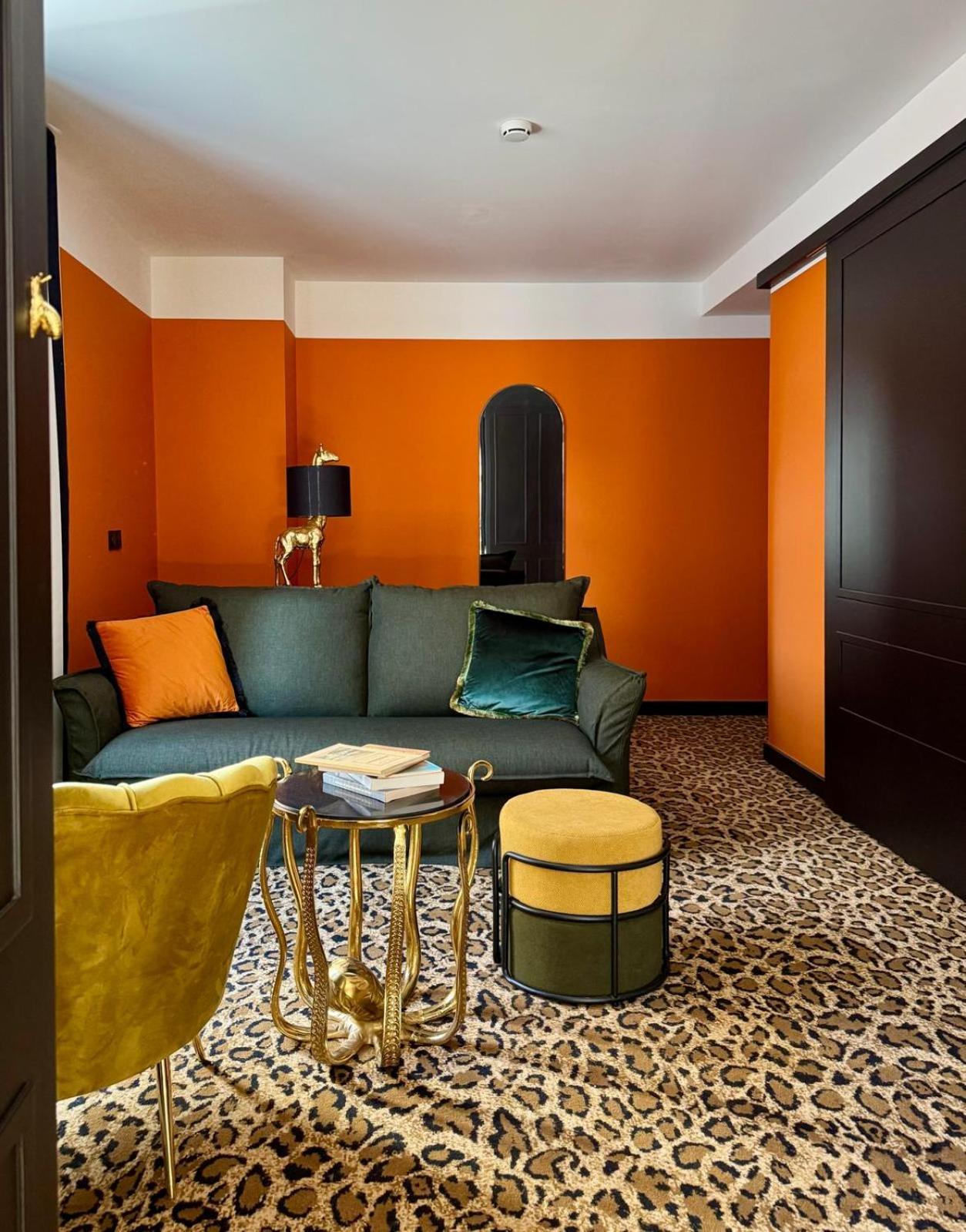 Hotel Divino & Apartments 菲格拉斯 外观 照片