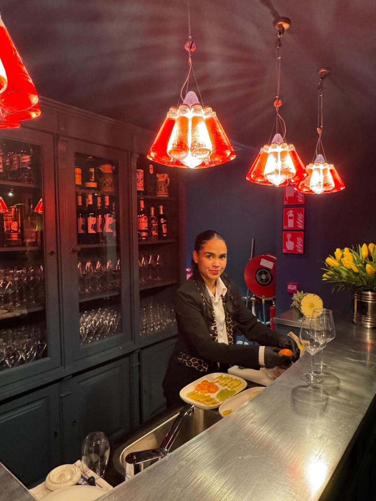 Hotel Divino & Apartments 菲格拉斯 外观 照片