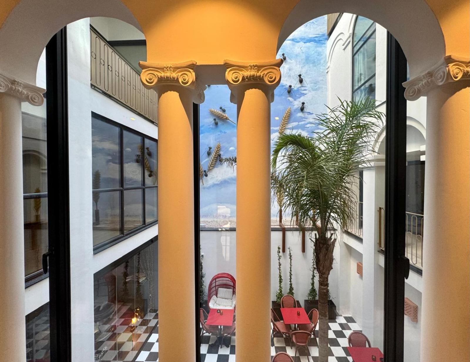 Hotel Divino & Apartments 菲格拉斯 外观 照片