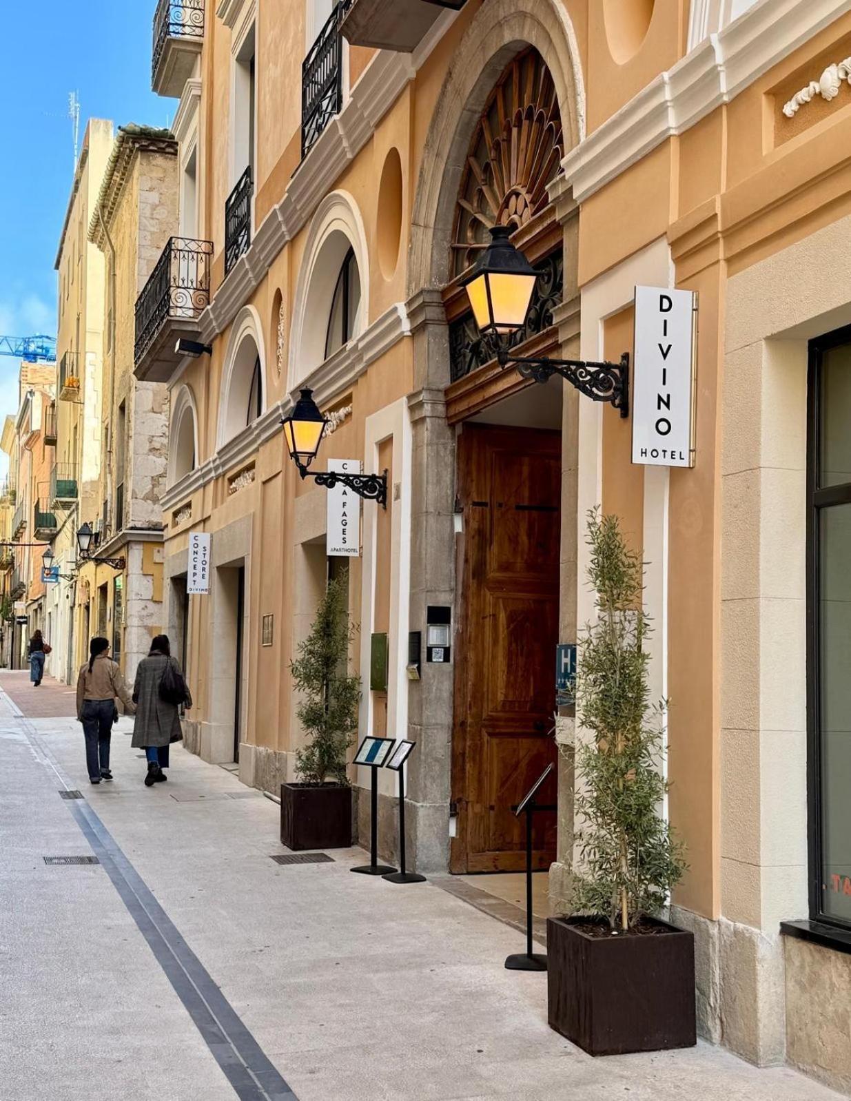 Hotel Divino & Apartments 菲格拉斯 外观 照片